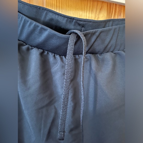 Under Armour Fly-By 3” shorts - Picture 8 of 10